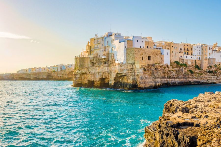 Apulia – Kraina Słońca, Smaku i Niezapomnianych przygód!